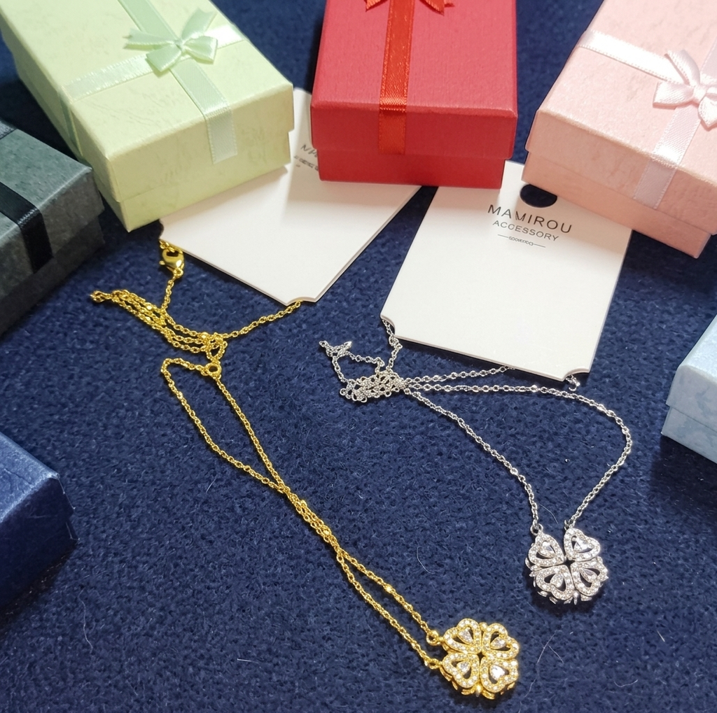 LuckyClover - Four Leaf Heart Shape Necklace