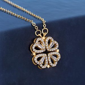 Elegant women's necklace by VintQonto